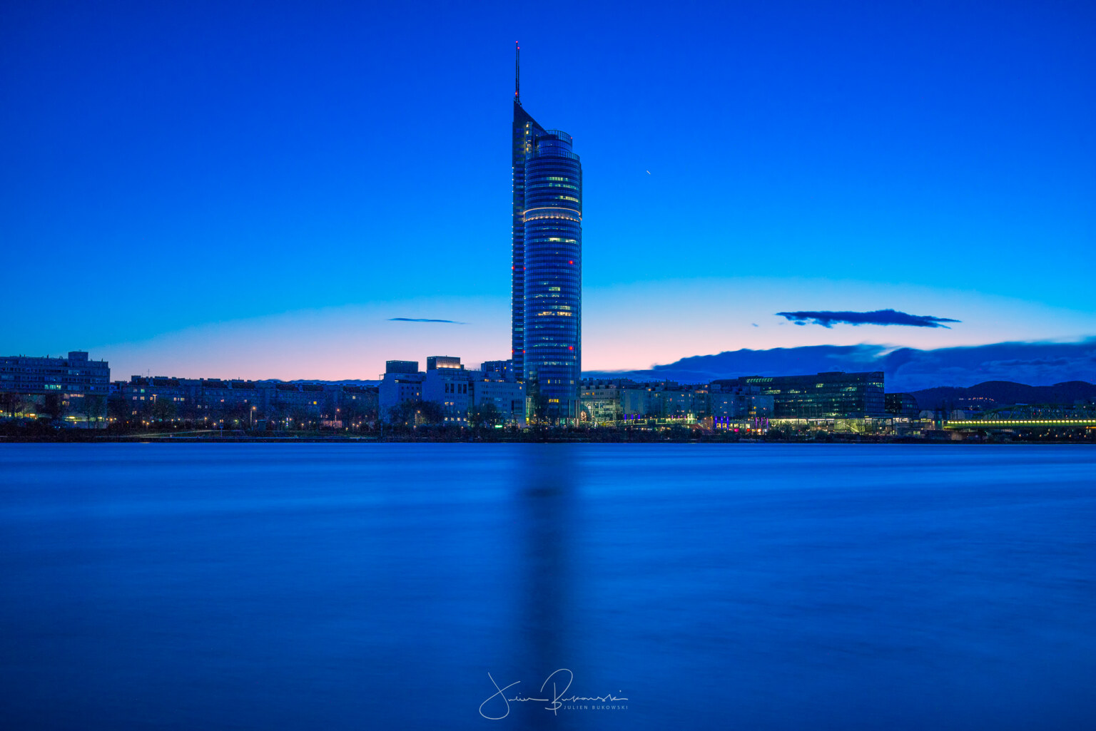 Blue Millenium Tower (Vienne - Autriche)