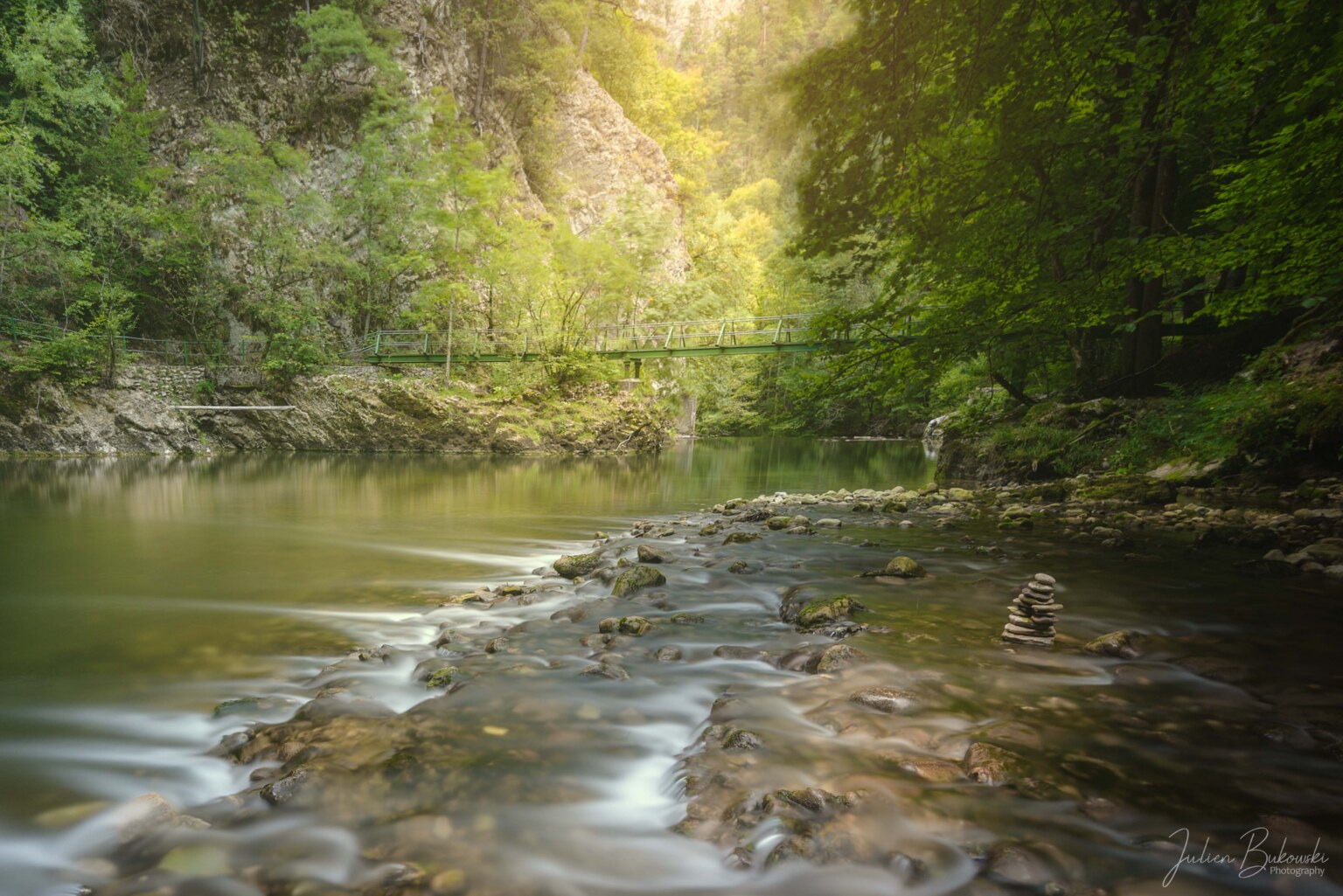 La croisée des chemins (Gorges de l'Areuse - Suisse)