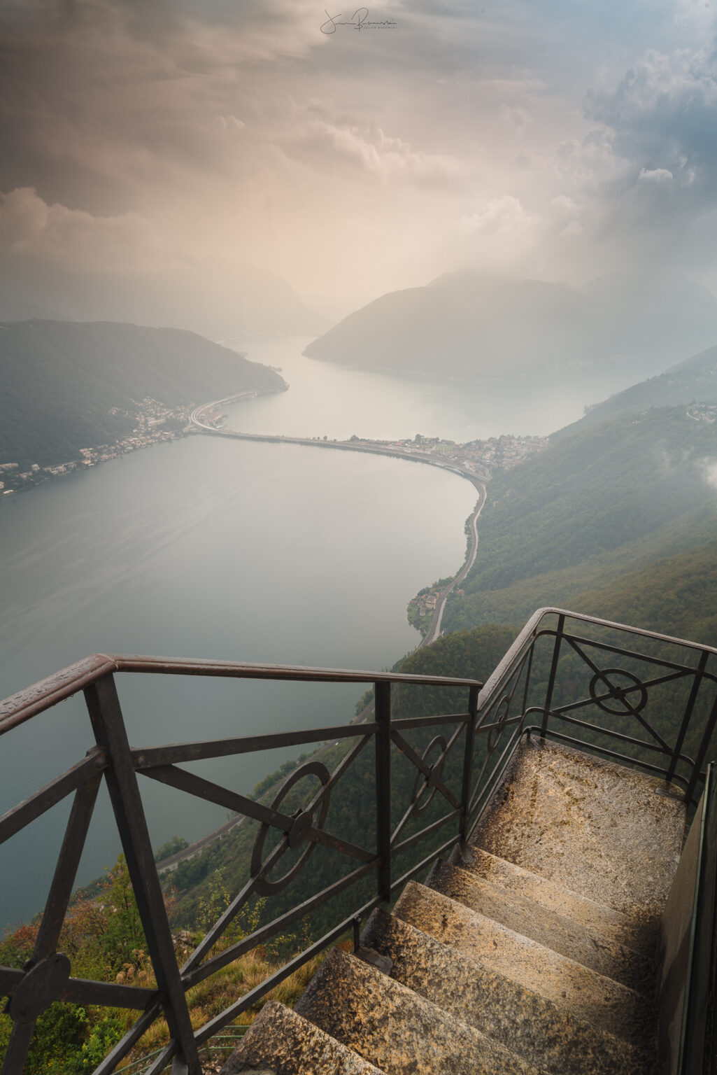 La descente sur Melide (Tessin   Suisse)