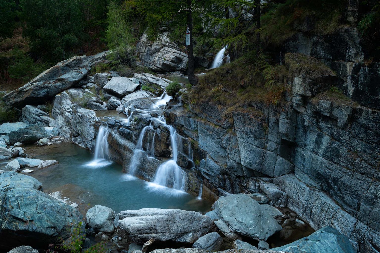 Triplette-Cascades de Lillaz-Italie-Val de Cogne-cascade-Lillaz-Cogne-Italy-Italia-pose longue-long exposure-Julien Bukowski