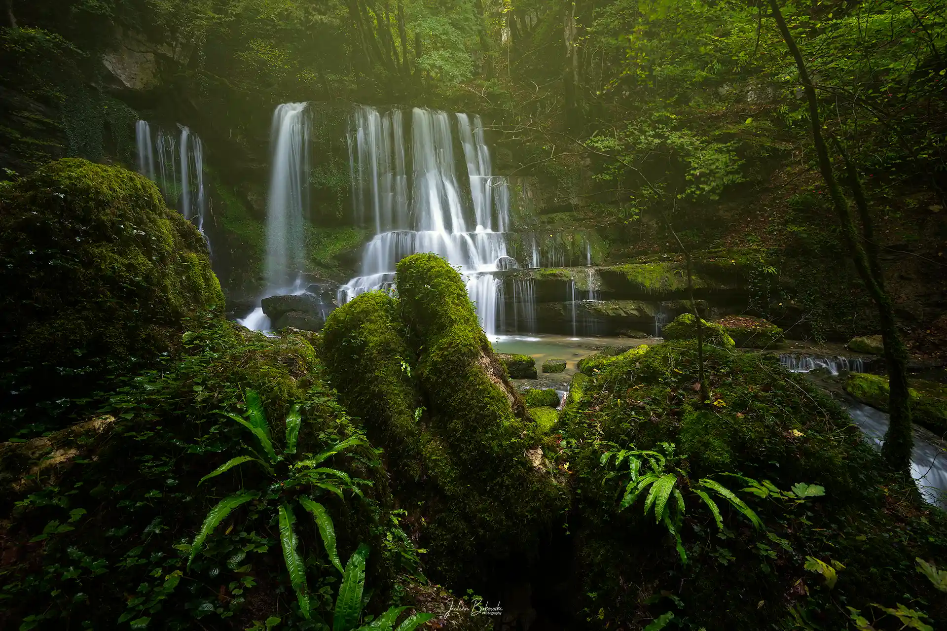 Green castle (Cascade du Verneau - France)