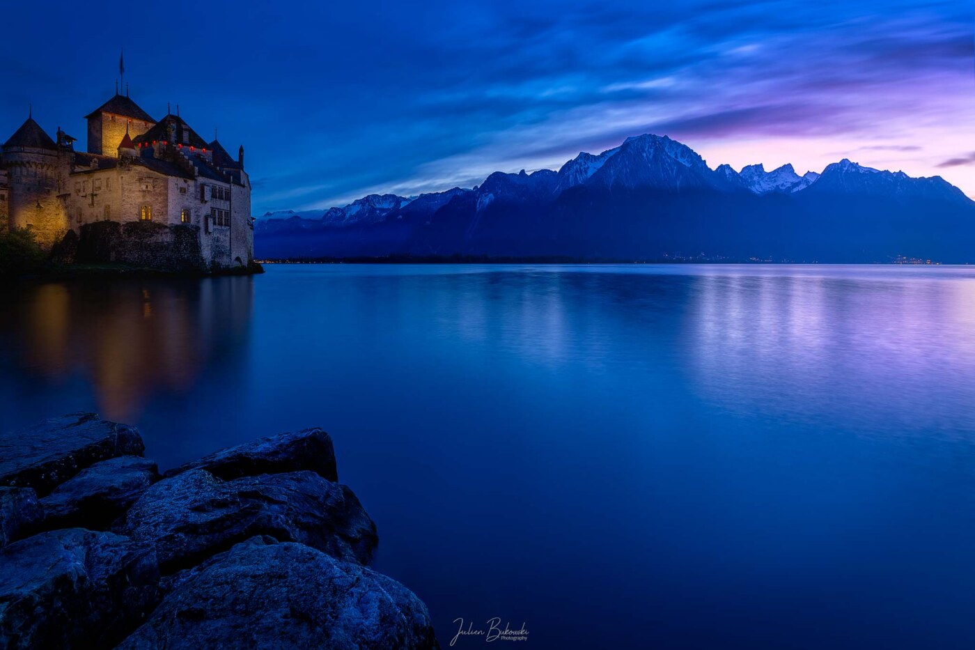 Castle and Alps (Château de Chillon - Suisse)