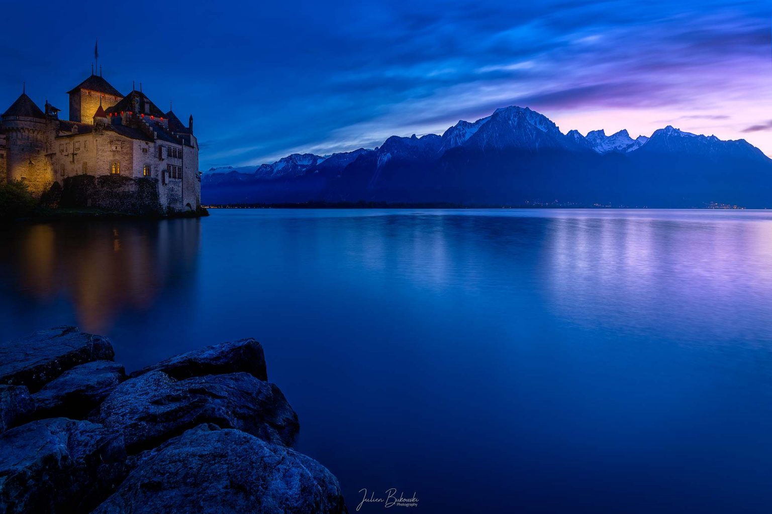 Castle and Alps (Château de Chillon - Suisse)